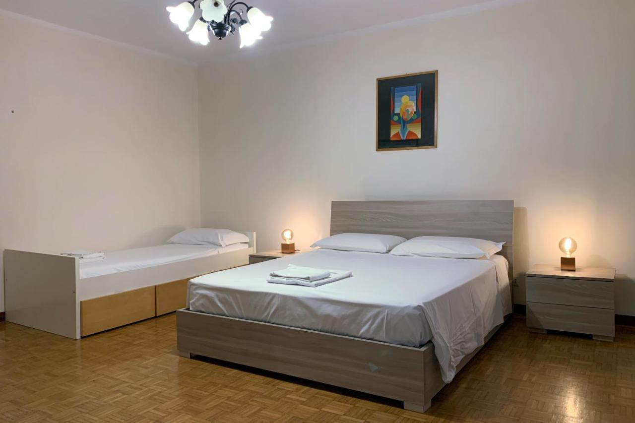 Fiordiluna, Nel Cuore Di Brescia Hotel Ngoại thất bức ảnh